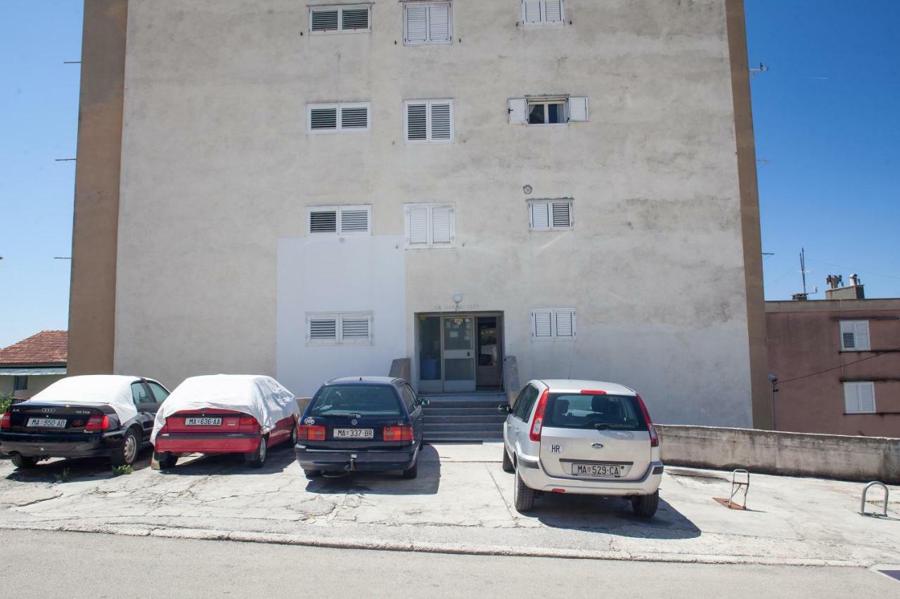 Apartment Dolores Makarska Eksteriør bilde